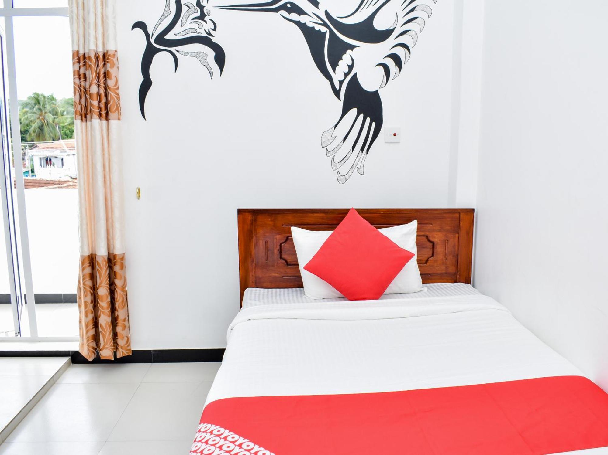 טרינקומאלה Mallika Resort חדר תמונה
